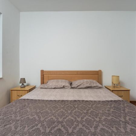 Petrovac Apartments Franicevic מראה חיצוני תמונה
